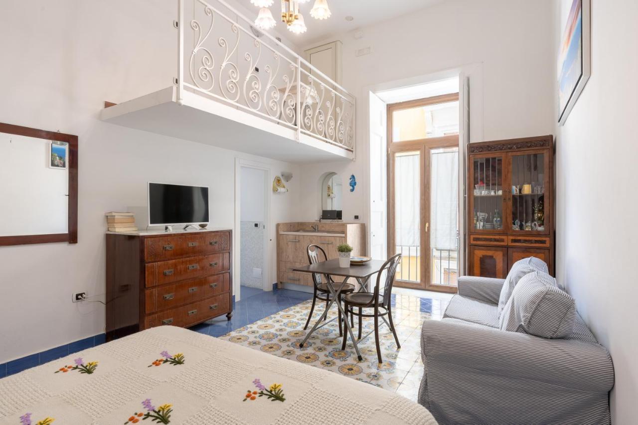 The Charming Suites Sorrento Exterior foto